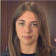 Estudiante en tercero de Medicina. Conocimientos sólidos y muy recientes multidisciplinares, especificamente en EBAU.